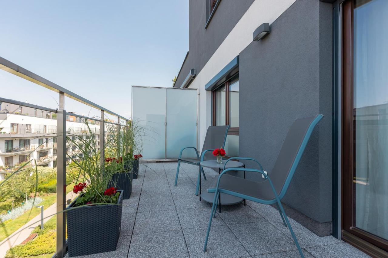Sarmacka Apartment With Balcony Warsaw Wilanow By Noclegi Renters エクステリア 写真