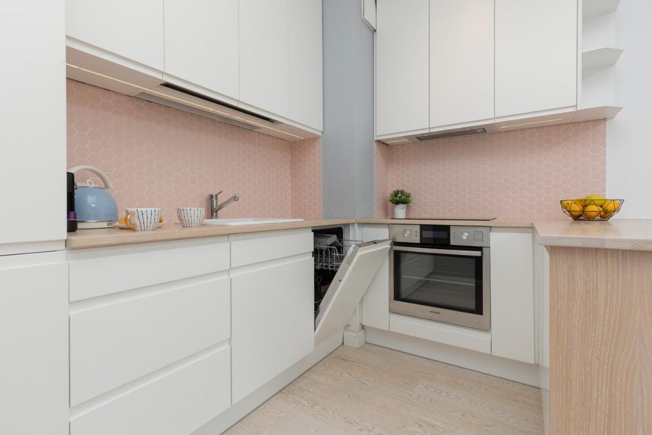 Sarmacka Apartment With Balcony Warsaw Wilanow By Noclegi Renters エクステリア 写真
