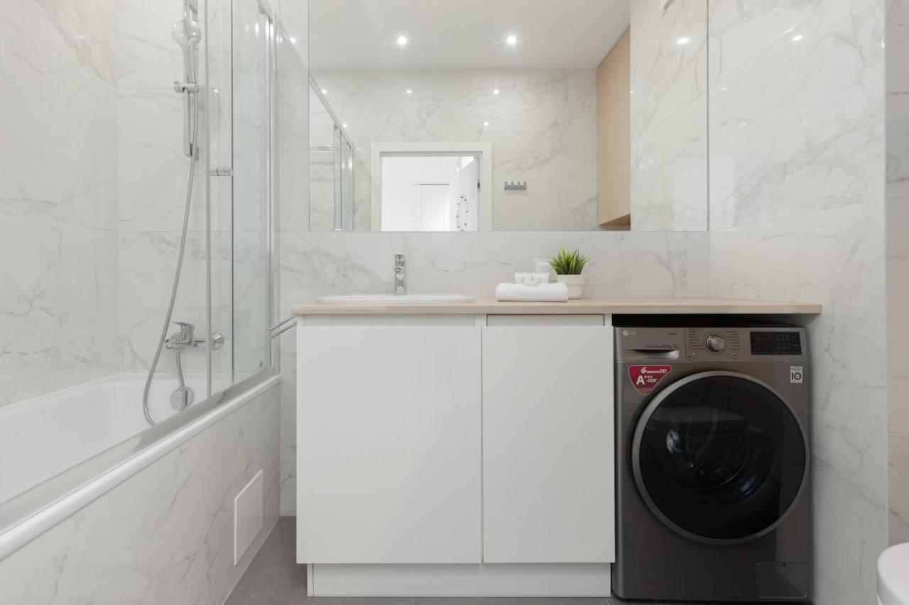 Sarmacka Apartment With Balcony Warsaw Wilanow By Noclegi Renters エクステリア 写真