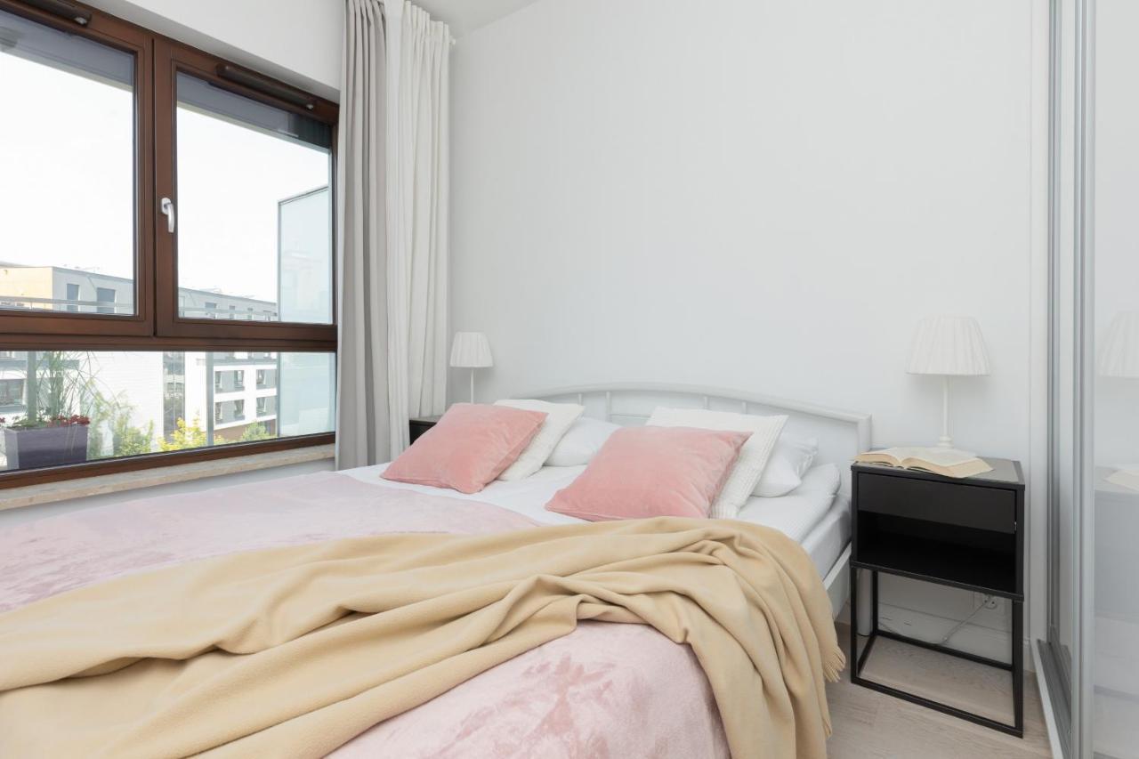 Sarmacka Apartment With Balcony Warsaw Wilanow By Noclegi Renters エクステリア 写真