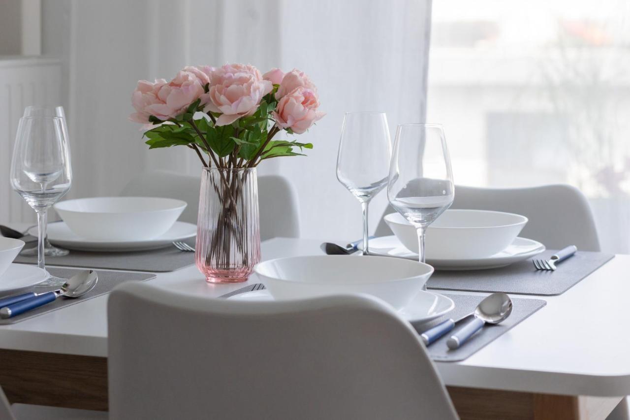 Sarmacka Apartment With Balcony Warsaw Wilanow By Noclegi Renters エクステリア 写真